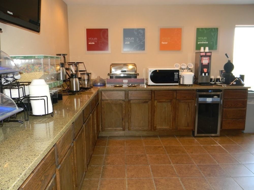 Boarders Inn & Suites By Cobblestone Hotels - Munising Wetmore 외부 사진